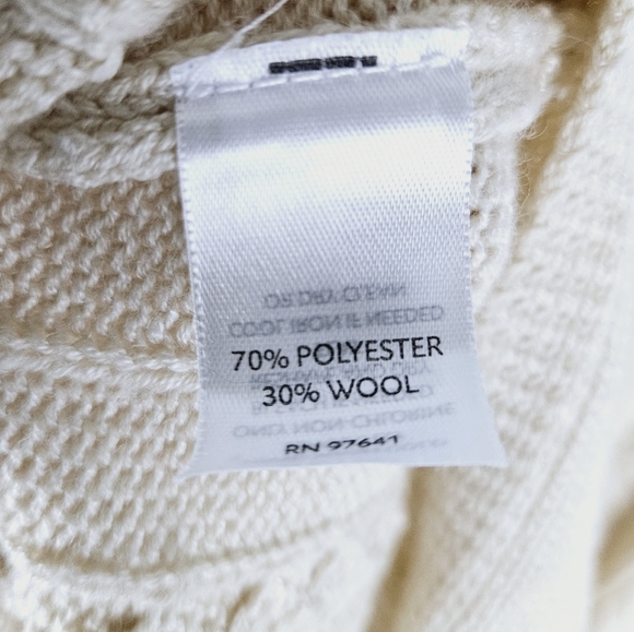 J. JILL | cable knit wool blend scoop neck long sleeve sweater - Picture 5 of 6